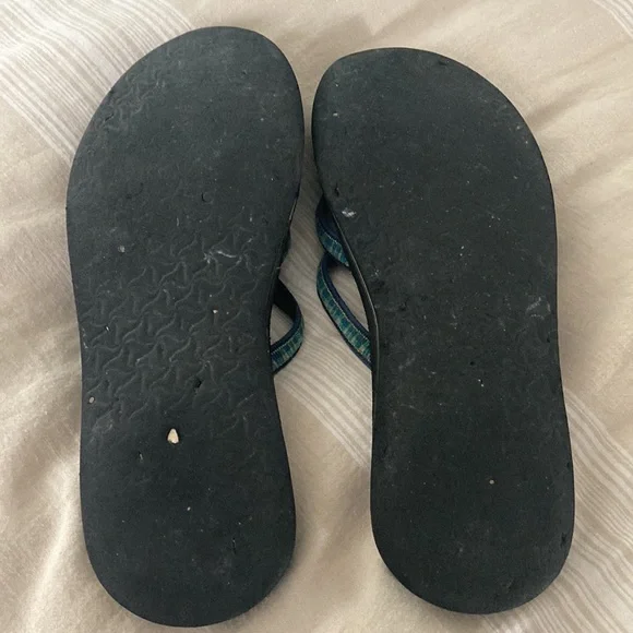 Well loved Teva Mush Sandals 10 - Picture 3 of 3